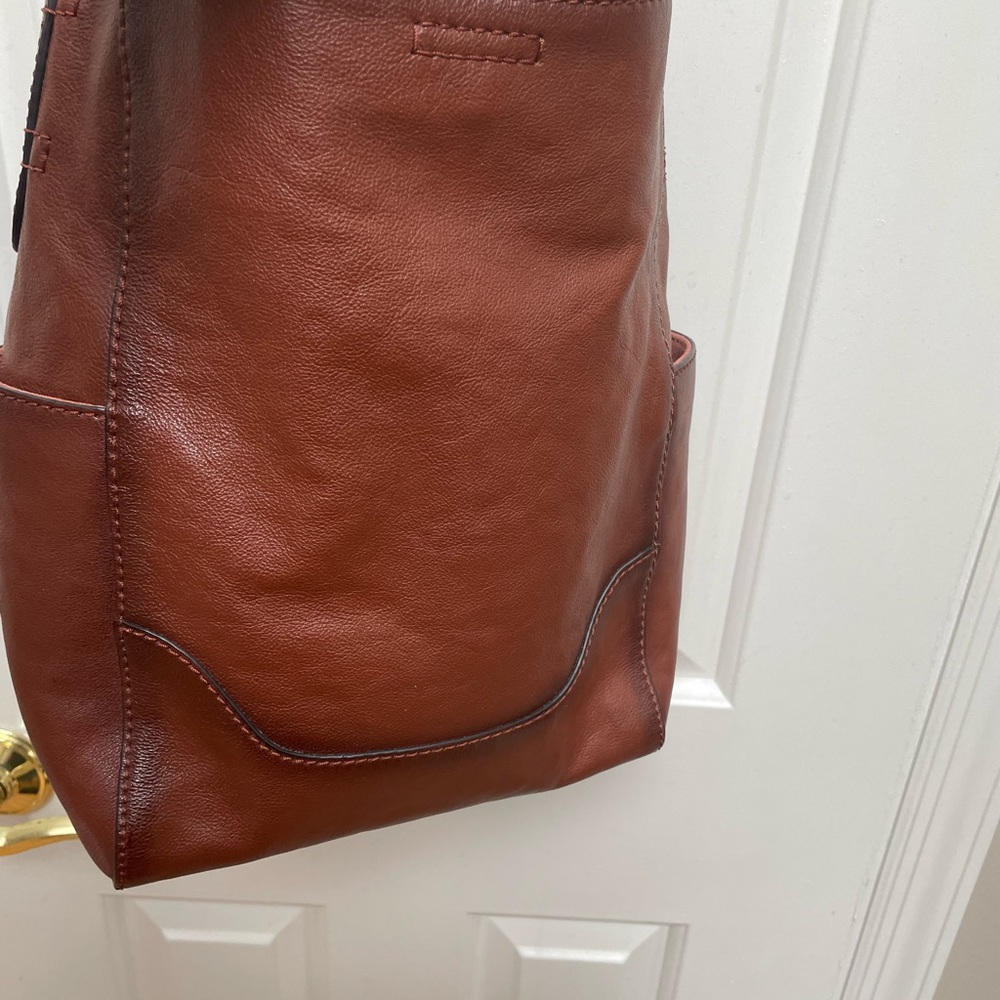Frye Elegant Brown Hobo Bag - Picture 4 of 12